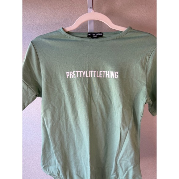 PrettyLittleThing Sage Green Short Sleeve Logo Bodysuit US‎ 12 NEW - Picture 3 of 9